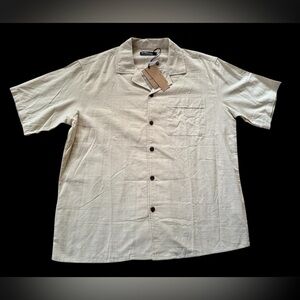 PJ Paul Jones Men’s Button Up Short Sleeve Shirt Natural Color NWT Size Medium